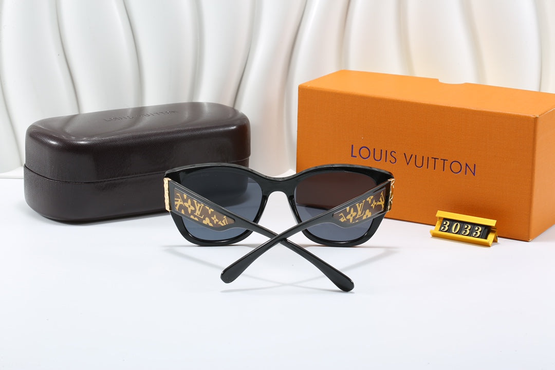 4 Color Trendy Sunglasses 3033