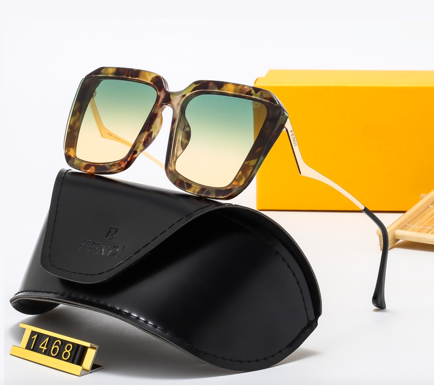 4-color women fashion  letter temple sunglasses