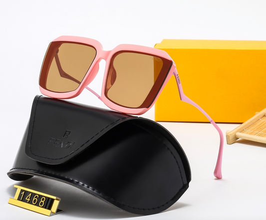 4-color women fashion  letter temple sunglasses