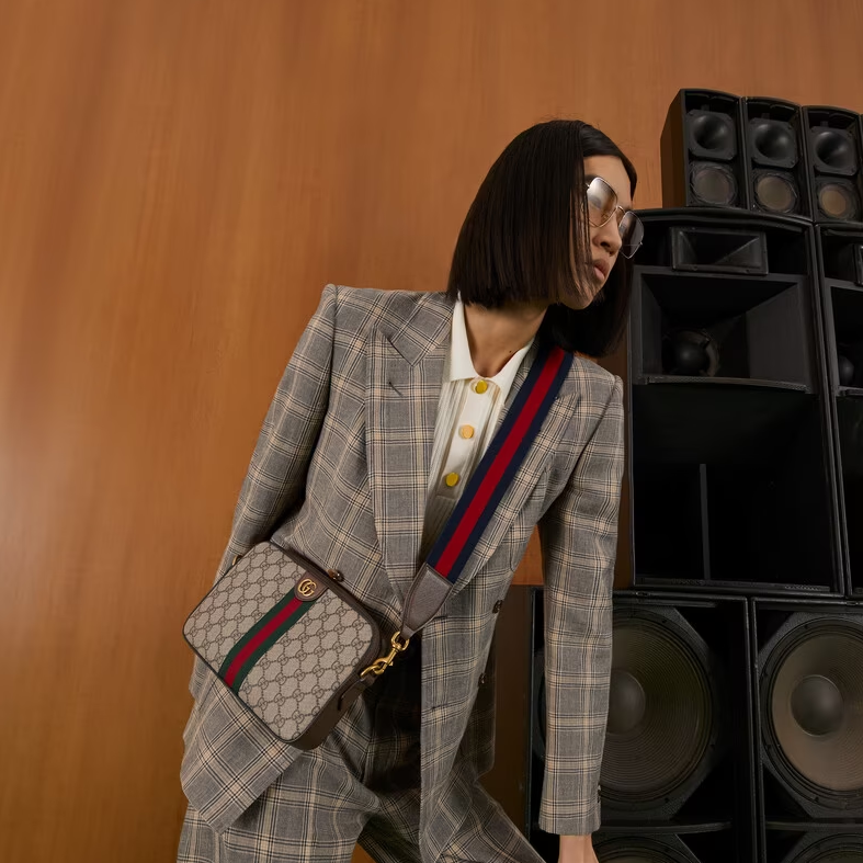 Vintage G Shoulder Camera Bag