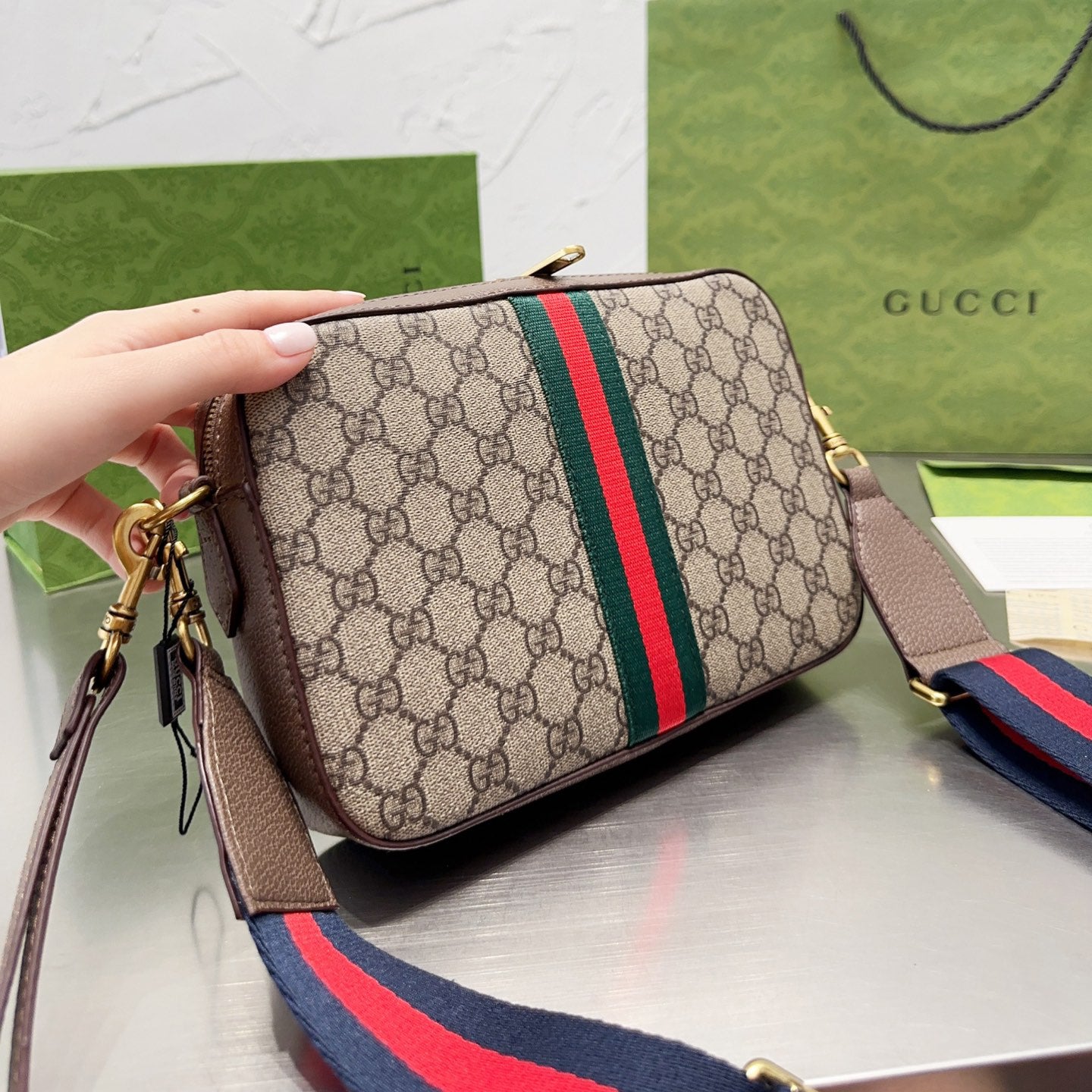 Vintage G Shoulder Camera Bag