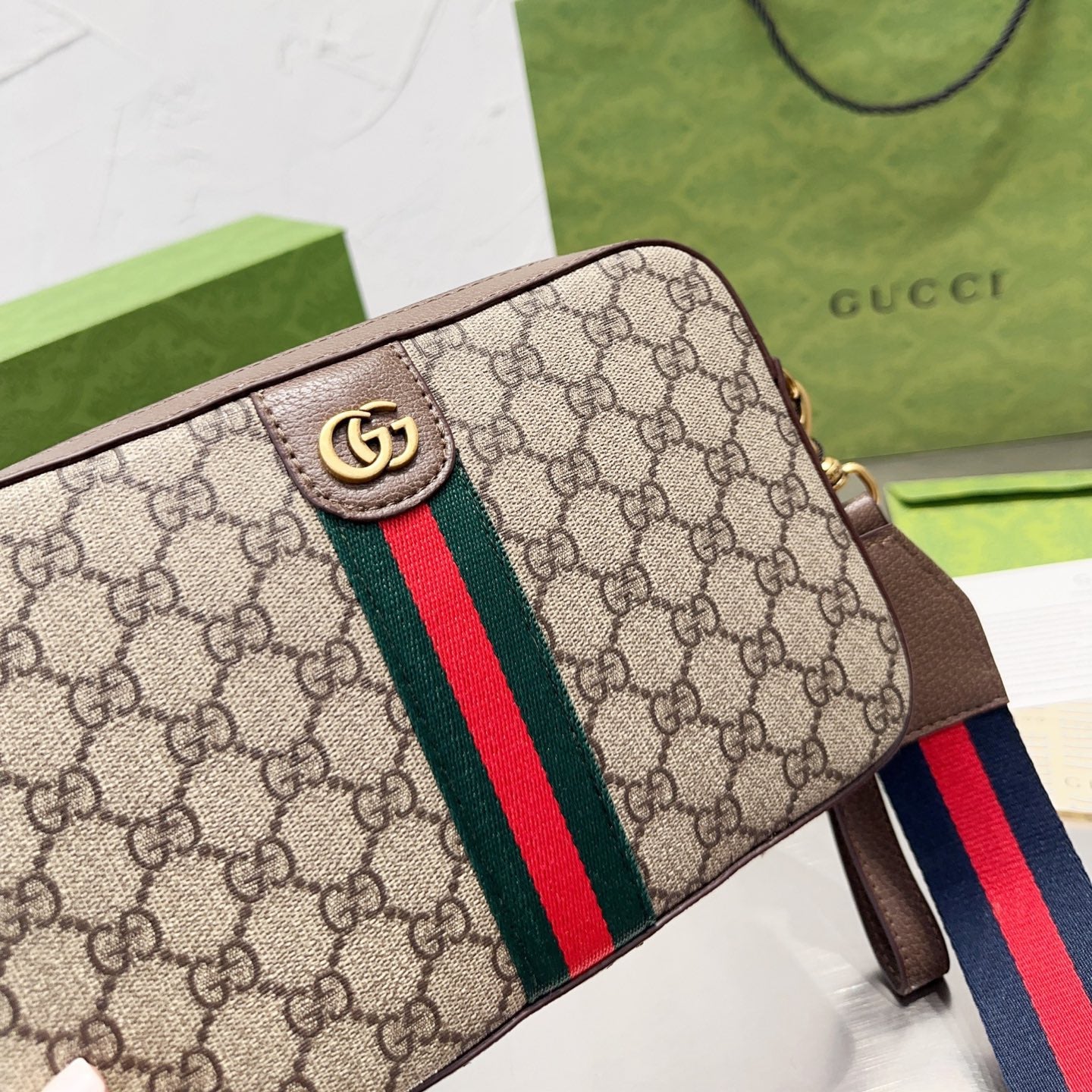 Vintage G Shoulder Camera Bag