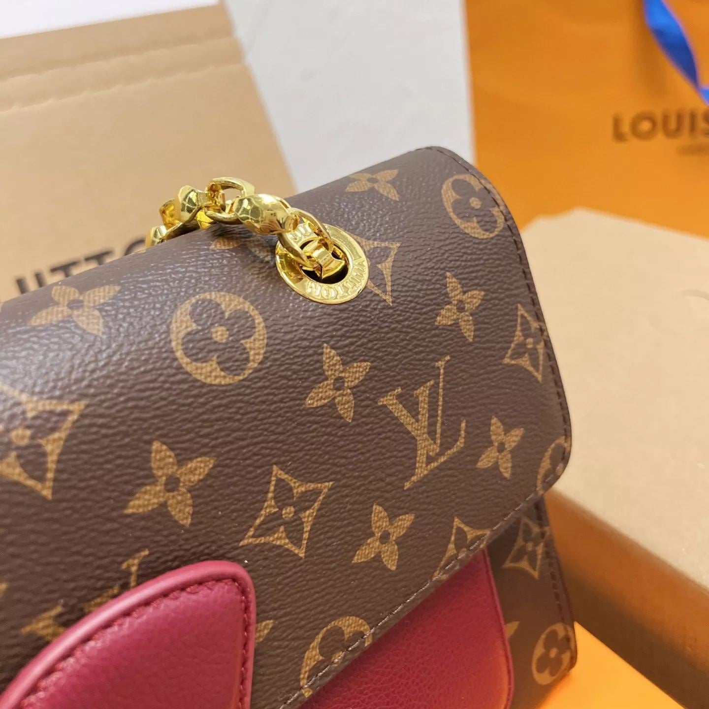 Victoire Monogram Chain Bag