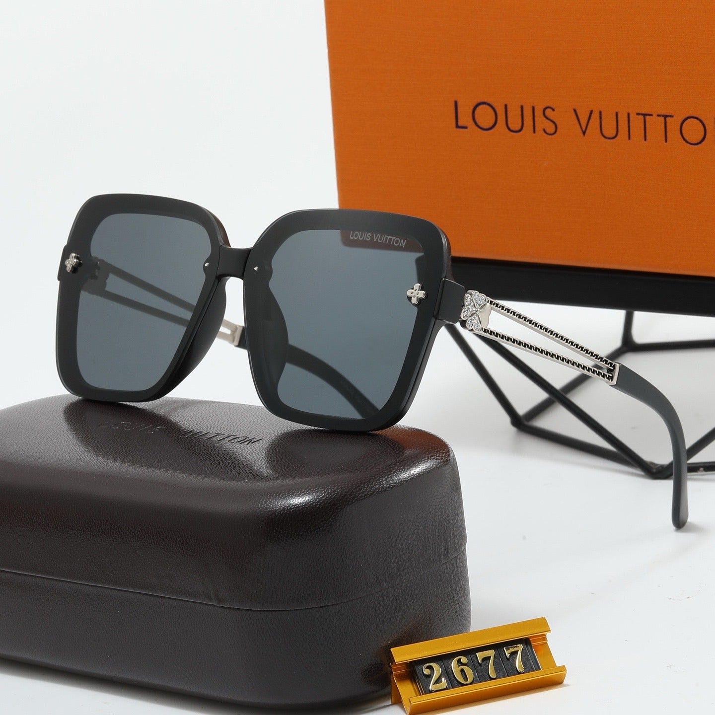 4 colors of new popular sunglasses