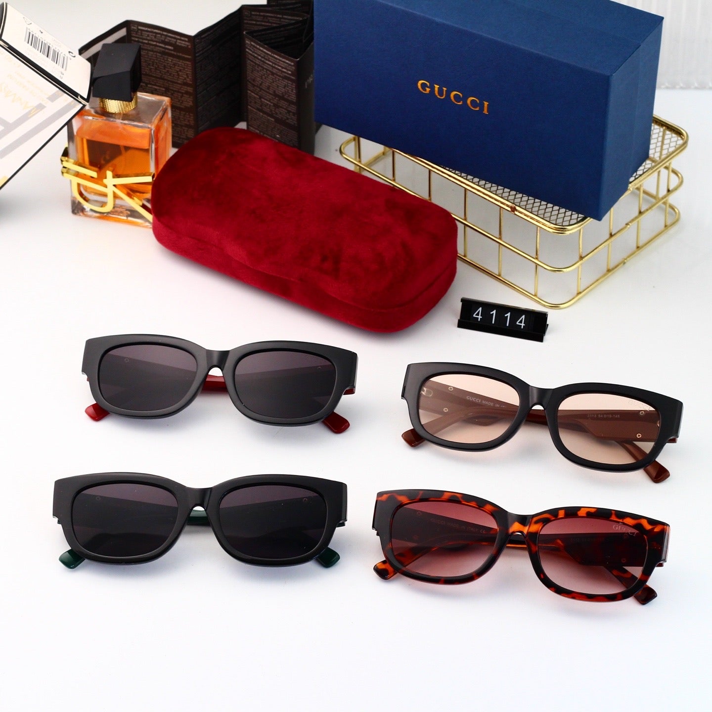 4 colors trendy hot sunglasses 4114