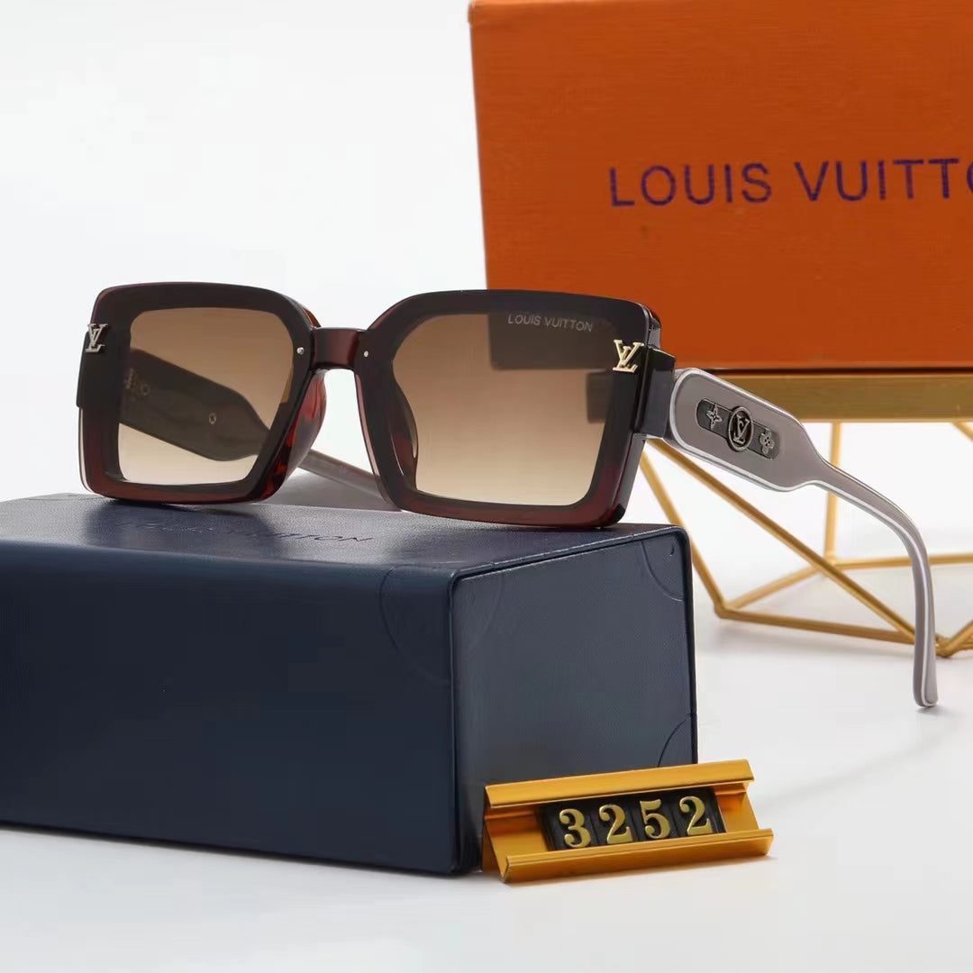 4 colors fashionable hot sunglasses  3252