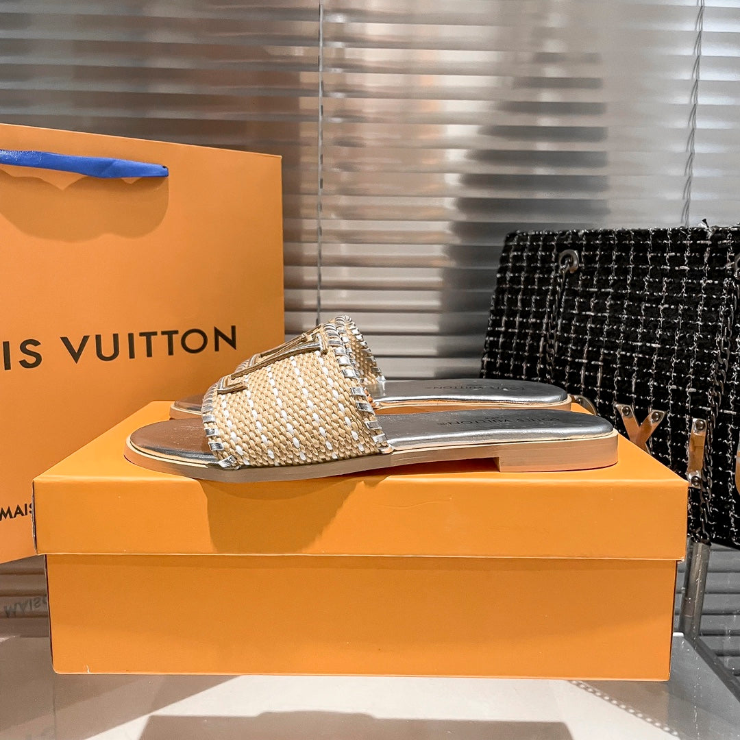 Woven Leather Flat Slippers